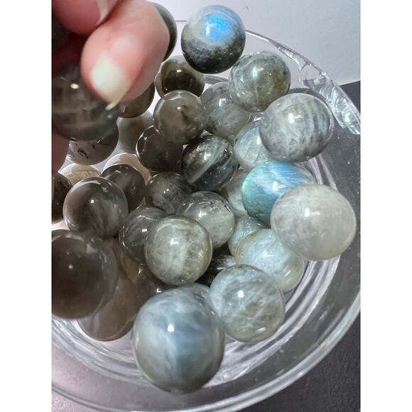 Labradorite marbles - Picture 4 of 11